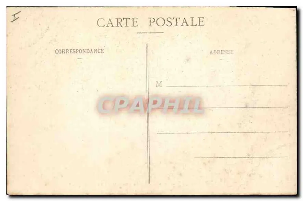 Pontmain — Der Altar des Heiligen Herzens in der Basilika — Mise Marie Coumier, Leihgaben, Place de la Basilique, Pontmain (Mayenne) - Rückseite