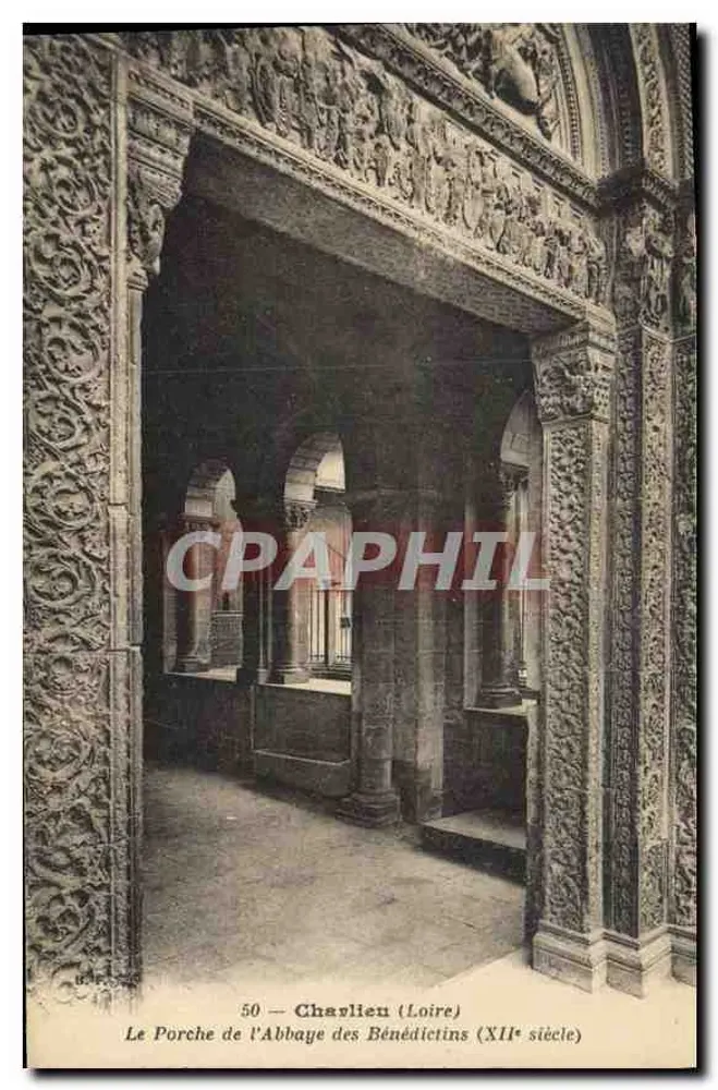 Der Portal der Abtei der Benediktiner — Chevillen (Loire) — 12. Jahrhundert - Vorderseite