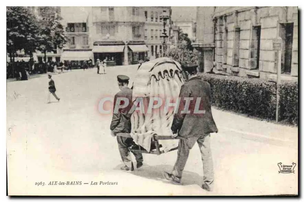 AIX-LES-BAINS — Os Carregadores - Frente