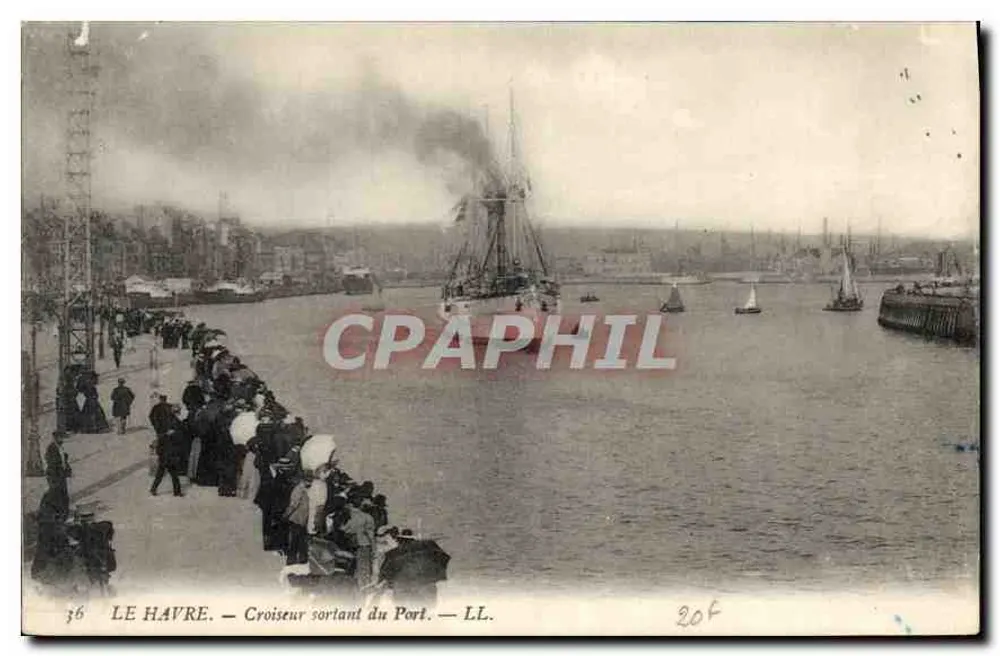 Le Havre — Cruzeiro saindo do Porto — LL. — 206 - Frente