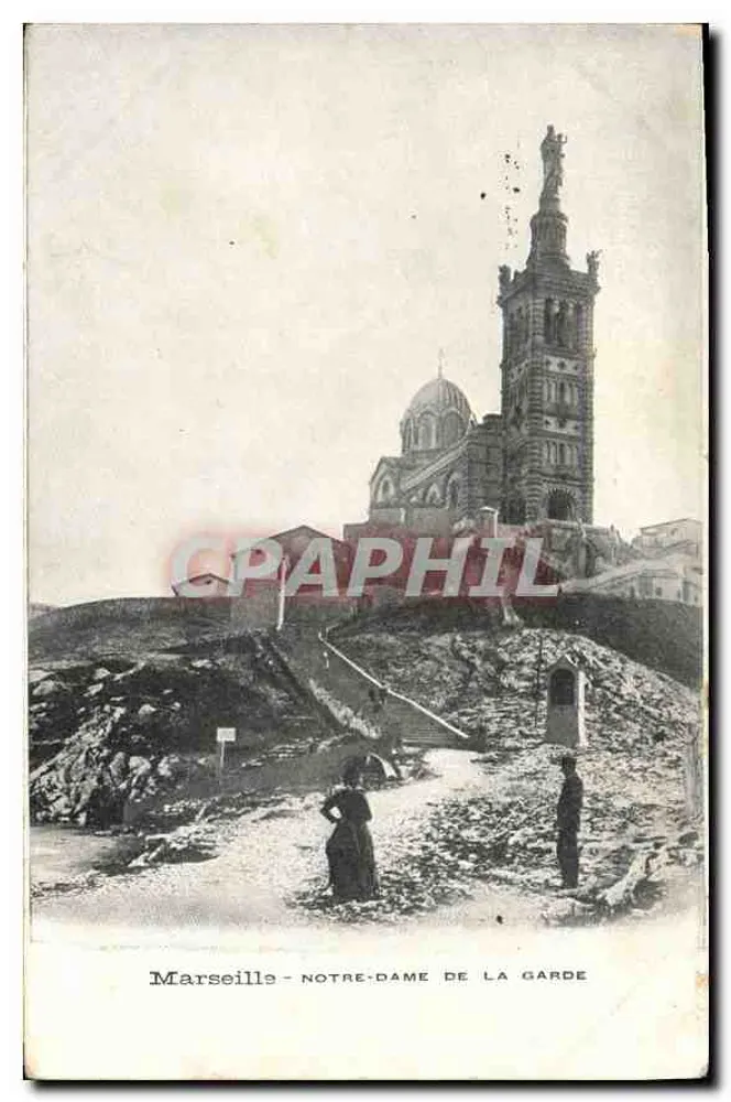 Marselha - Nossa Senhora da Guarda — vista da basílica e da estátua da Virgem - Frente