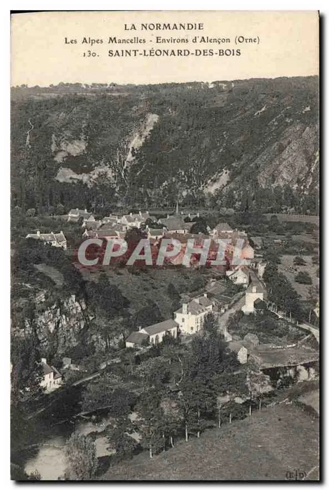 Saint-Léonard-des-Bois — Luftansicht des Dorfes und seiner Umgebung — Verlag L.E.P. - Vorderseite