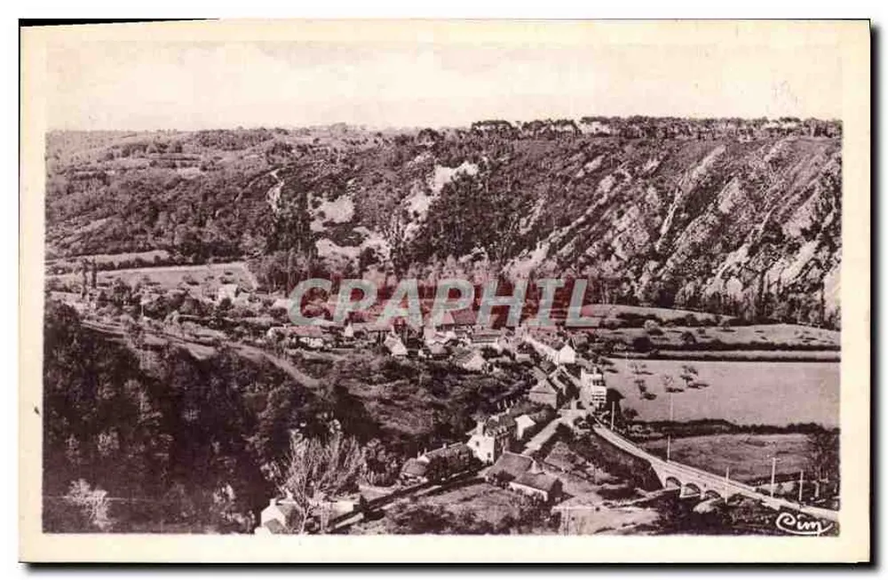Saint-Léonard-des-Bois — Allgemeine Ansicht und der « Haut-Fourché » — Verlag Combier Imprimeur - Vorderseite