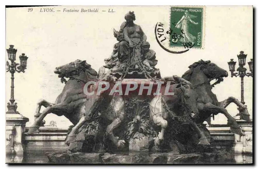 LYON — Fontaine Bartholdi — LL. - Frente