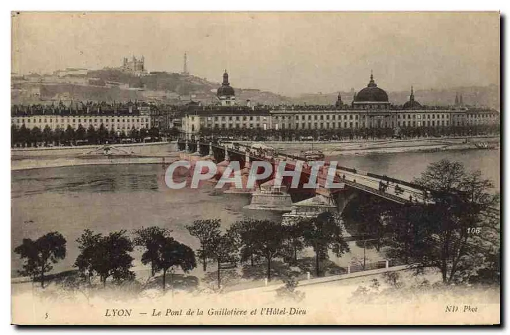 LYON — Die Guillotière-Brücke und das Hôtel-Dieu — N°108 Phot - Vorderseite