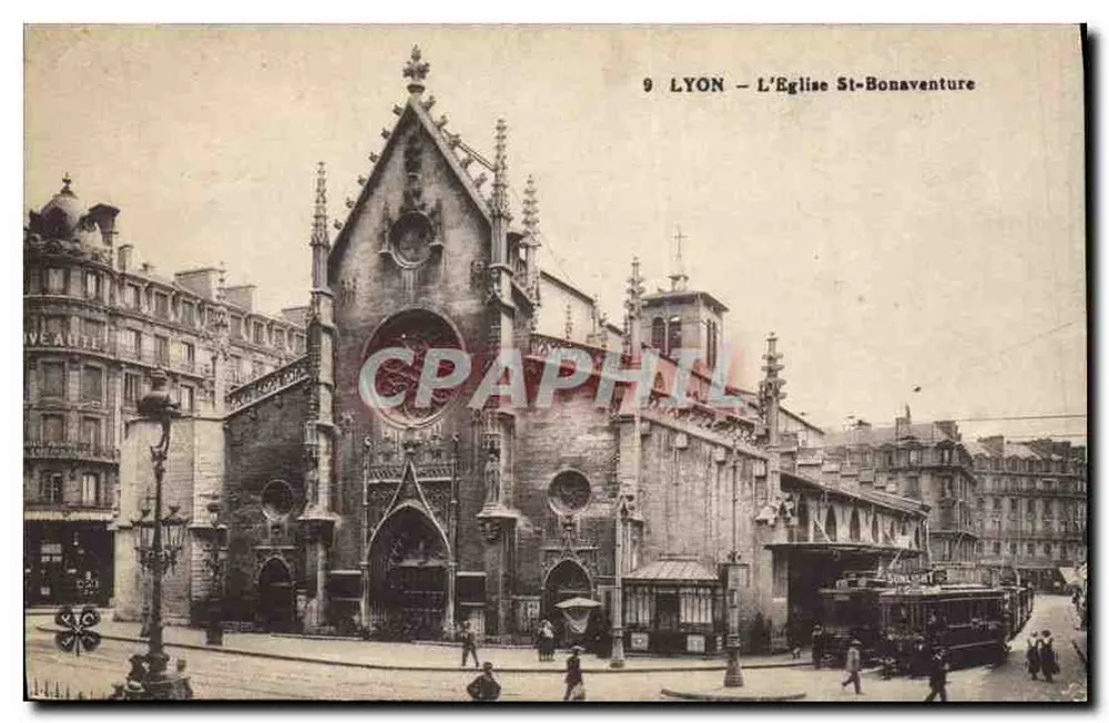Lyon — A Igreja de São Bonaventura - Frente