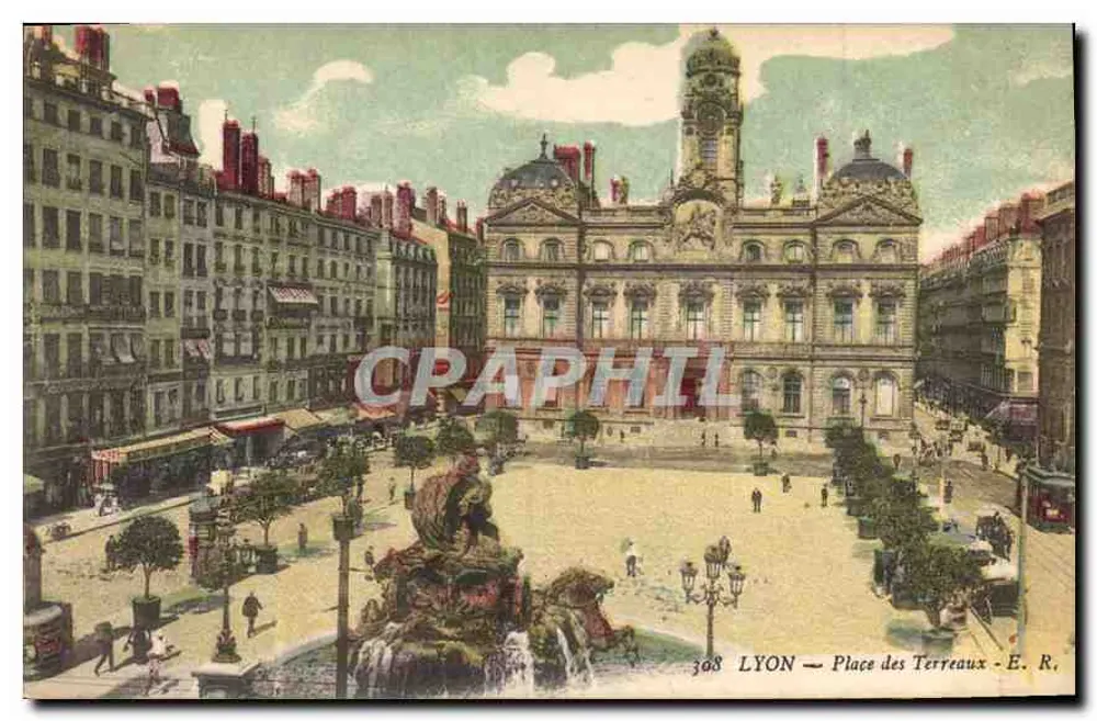 LYON — Praça dos Terreiros — E. R. n° 308 - Frente