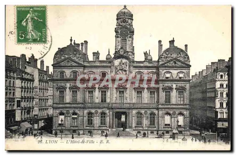LYON — O Hôtel-de-Ville — E. R. - Frente