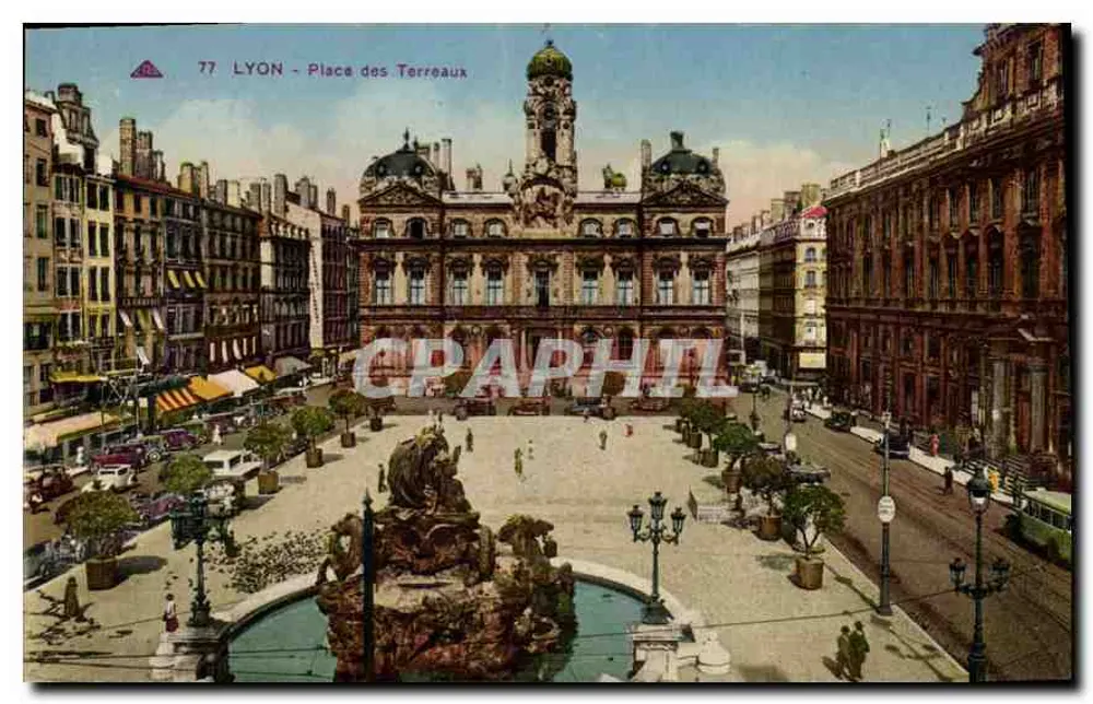 LYON - Place des Terreaux — vista da fonte e do edifício central — editor Cie des Arts Photomécaniques, n° 77 - Frente
