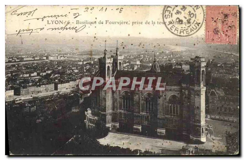 LYON - Ansicht der Basilika Fourvière, Aufnahme von der Metalltürme — Verlag: Les Érèaux, Nr. 6 - Vorderseite