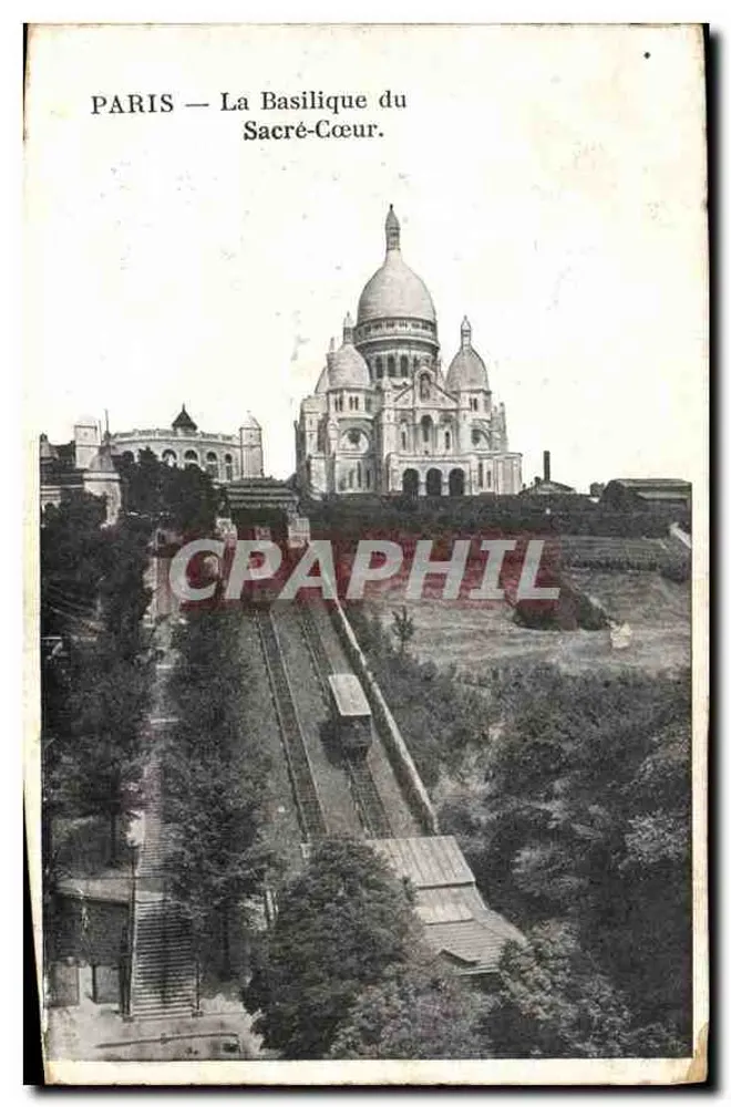 PARIS — A Basílica do Sagrado Coração. - Frente
