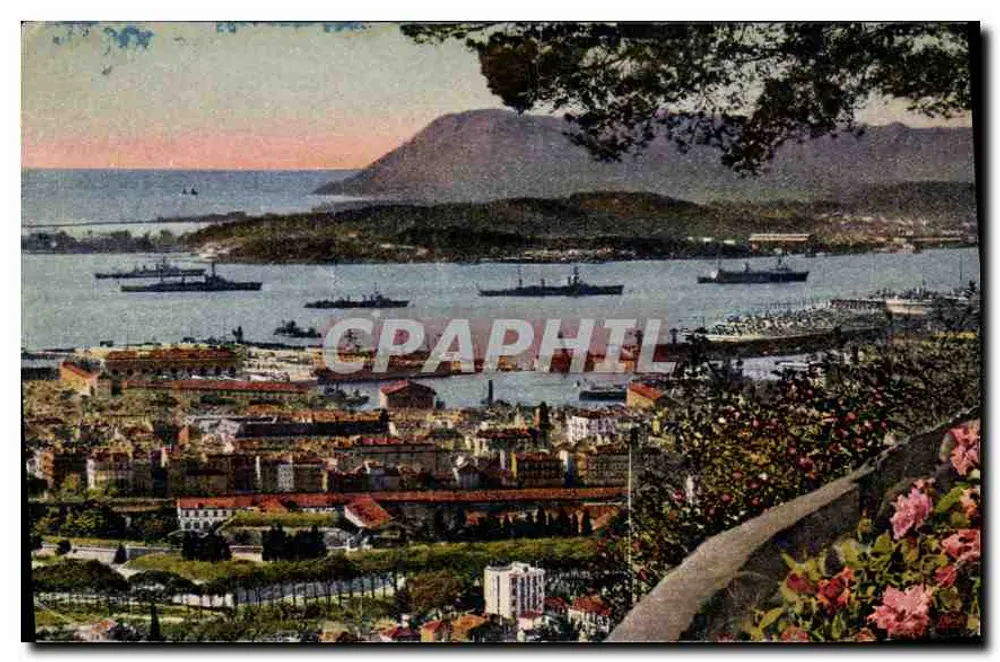 Vista do porto de Toulon — editor não visível - Frente