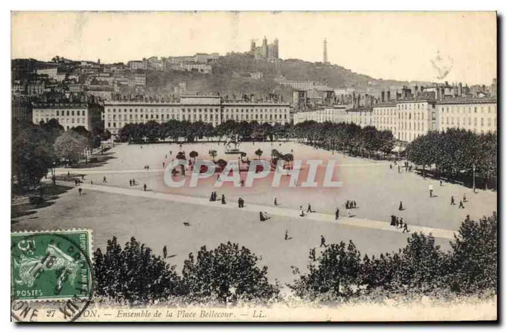 Lyon — Conjunto da Place Bellecour — LL. - Frente