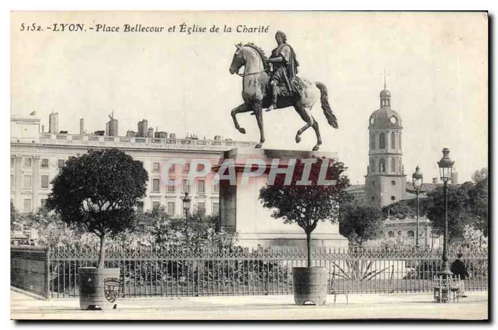 Lyon - Place Bellecour und Kirche der Caritas — Reitstatue — Serie 5152 - Vorderseite