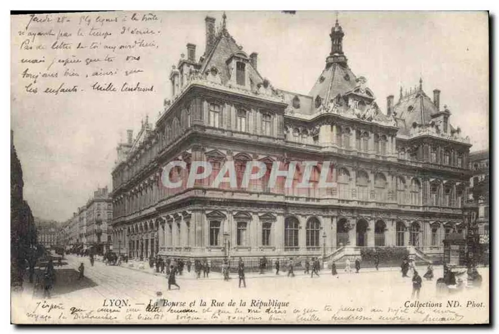 LYON — A Bolsa e a Rua da República — Collections ND. Phot. - Frente