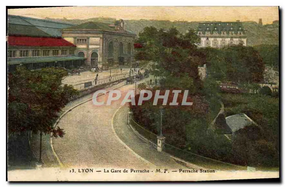 LYON — A Estação de Perrache — M.F. — Perrache Station - Frente