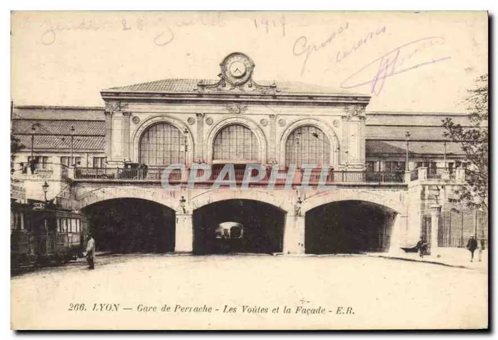 LYON — Estação de Perrache — As Vazas e a Fachada — E.R. - Frente