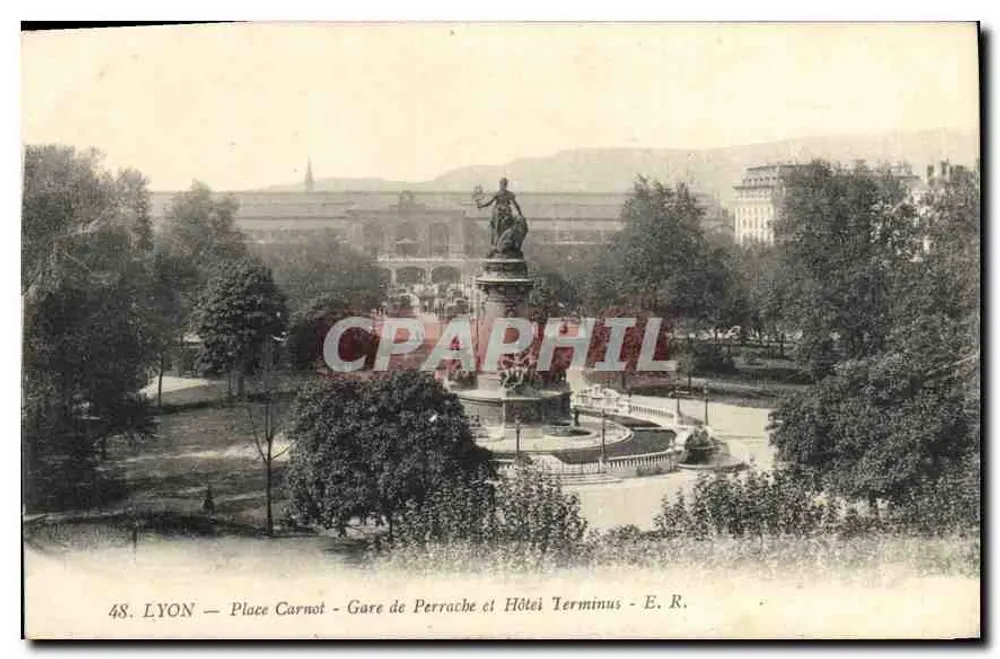 LYON — Place Carnot — Perrache Bahnhof und Hotel Terminus — E.R. - Vorderseite