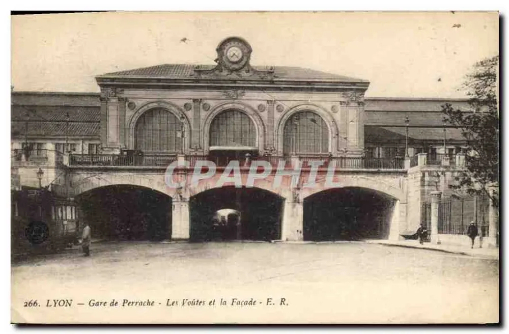LYON — Perrache Bahnhof — Die Gewölbe und die Fassade — E. R. — Nr. 266 - Vorderseite