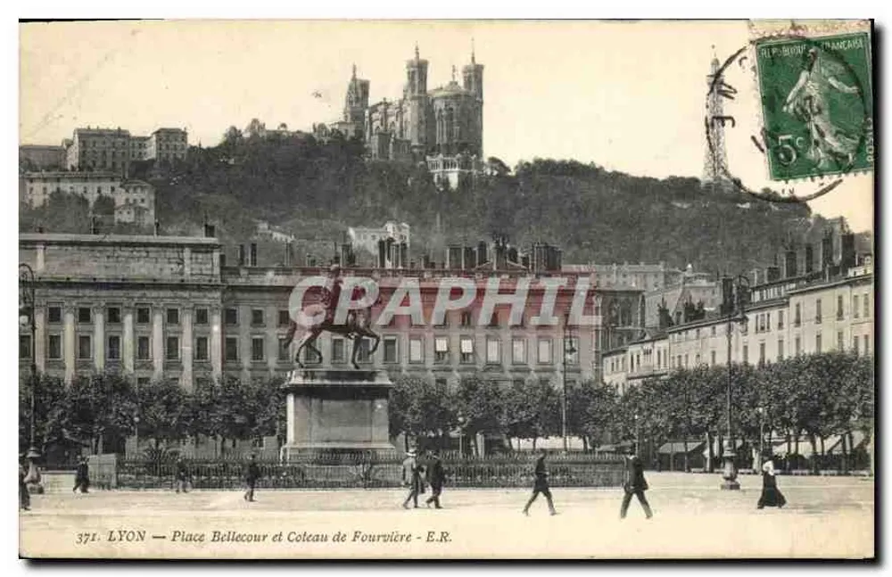 LYON — Place Bellecour und Coteau de Fourvière — E.R. - Vorderseite