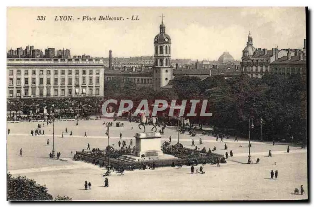 LYON - Praça Bellecour - LL - Frente