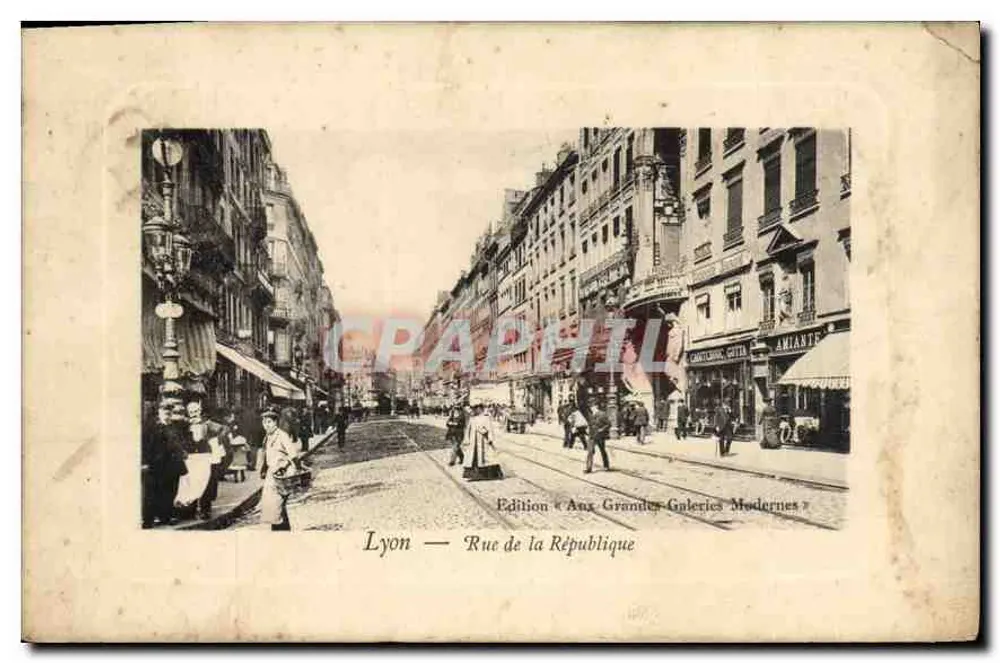 Lyon — Rue de la République — Edição Aux Grandes Galeries Modernes - Frente