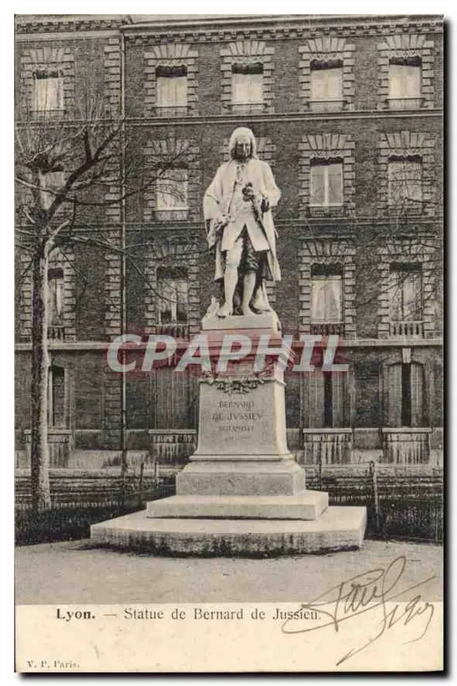 Lyon — Estátua de Bernard de Jussieu — V. P. Paris - Frente