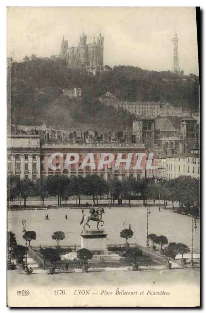 LYON — Praça Bellecour e Fourvières — Editor E.D. n° 1176 - Frente