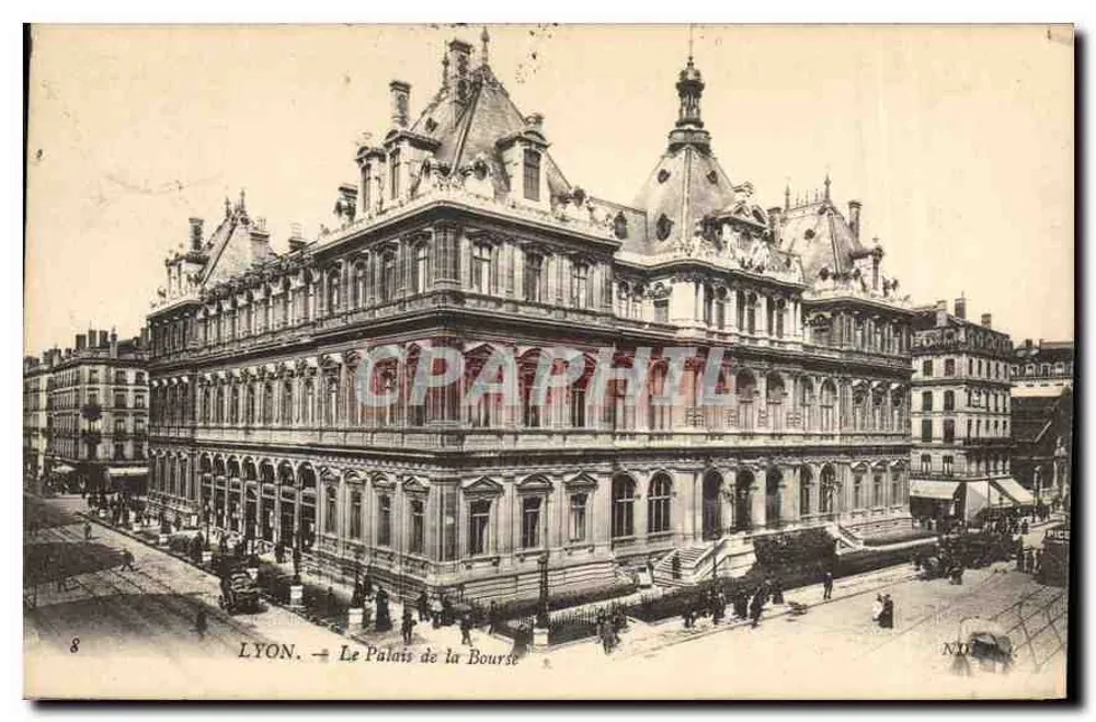 LYON — O Palácio da Bolsa - Frente
