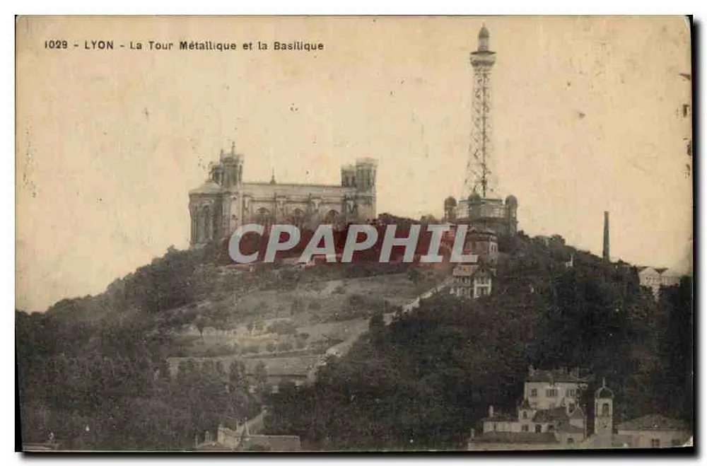 LYON - Die Metalltürme und die Basilika — n°1029 - Vorderseite