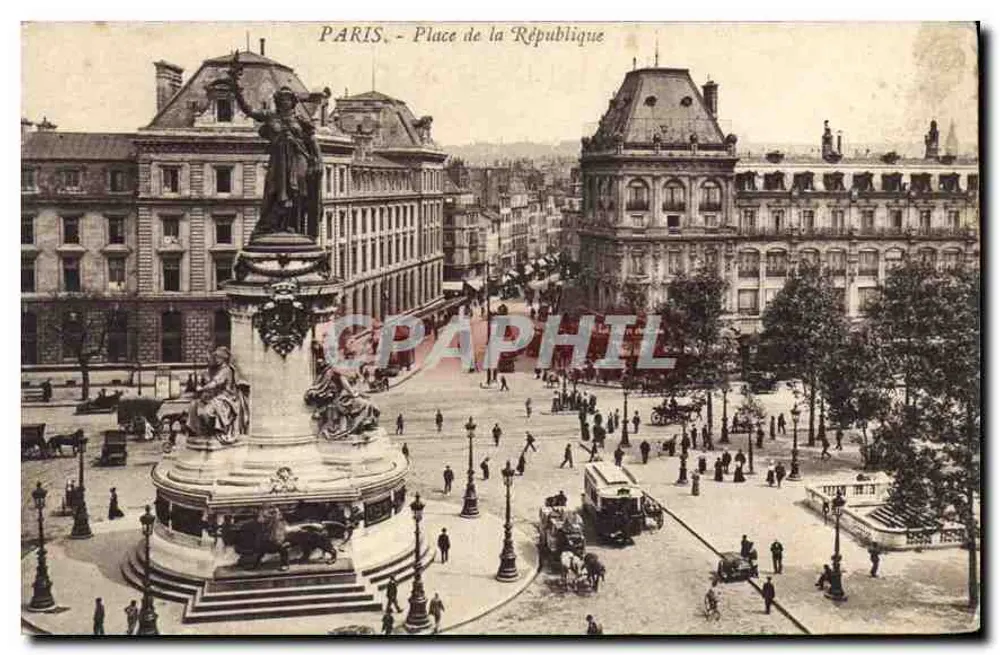 Paris - Place de la République — monumento central com estátua e pedestres — editor F. E. Paris - Frente