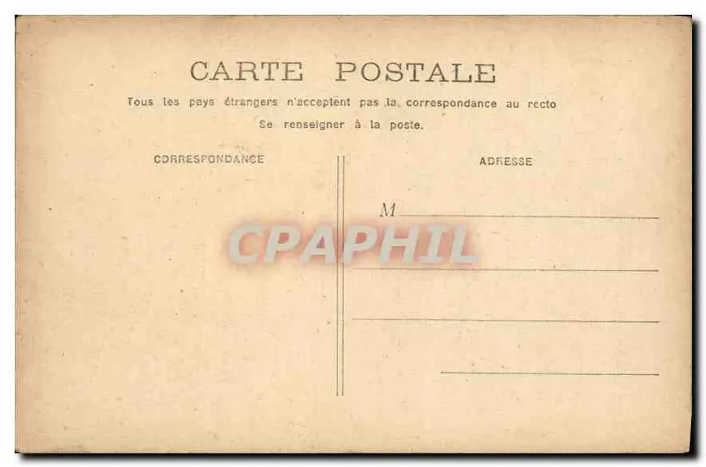 Paris - Câmara dos Deputados — vista do edifício com colunatas e estátuas — editor não visível - Verso