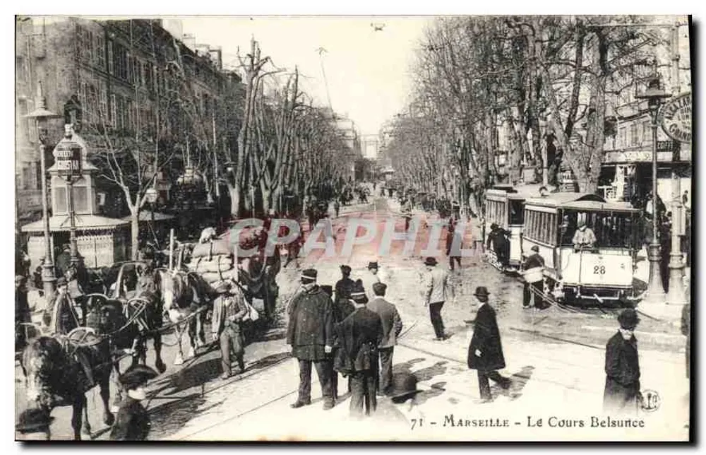 Marselha - O Cours Belsunce — vista da rua com o trem n°28 e carruagens - Frente