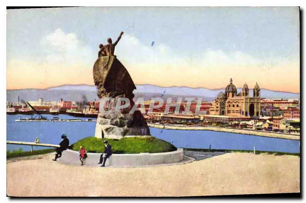 Marselha — O Farol, Monumento aos Heróis do Mar e a Catedral - Frente