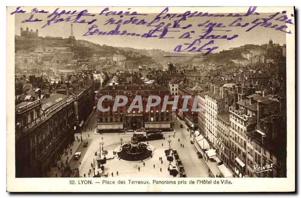 LYON — Place des Terreaux. Panorama tirado do Hôtel de Ville — Rewar, n°52 - Frente