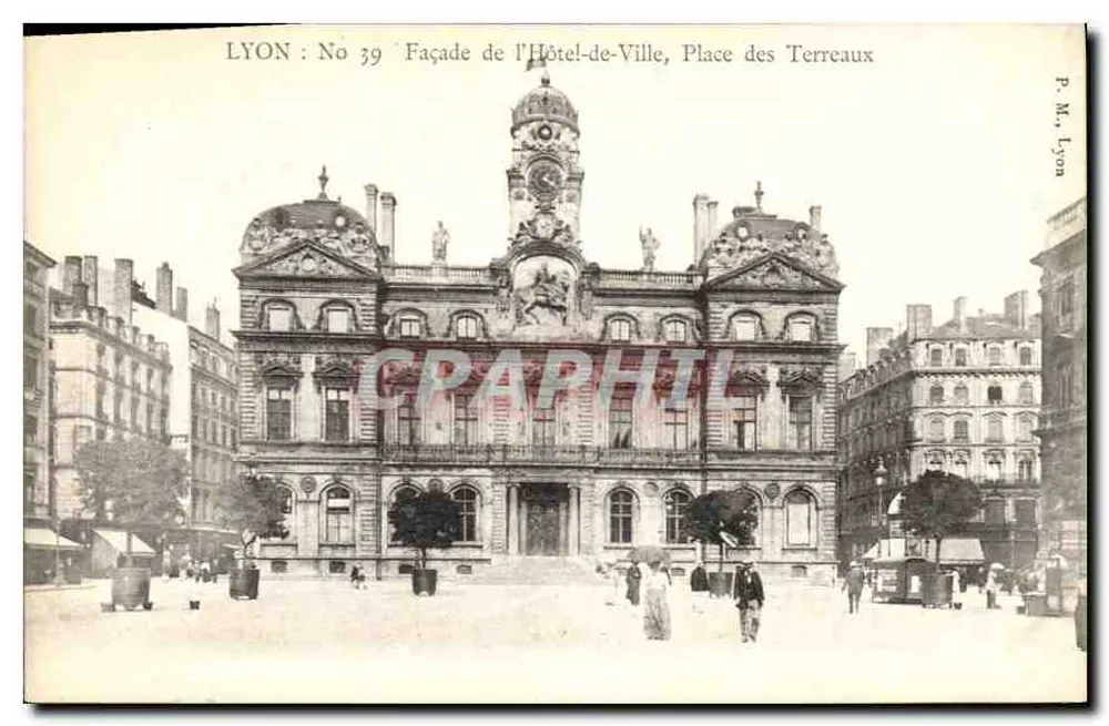 LYON : Nr. 39 Fassade des Rathauses, Place des Terreaux — P. M. Lyon - Vorderseite
