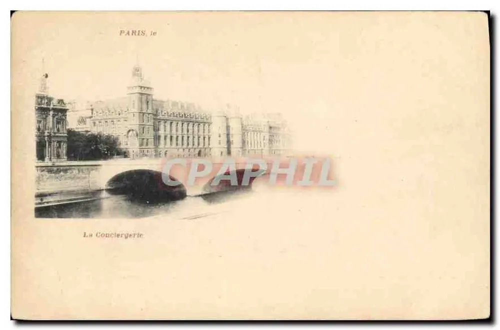 Paris — La Couclergerie - Frente