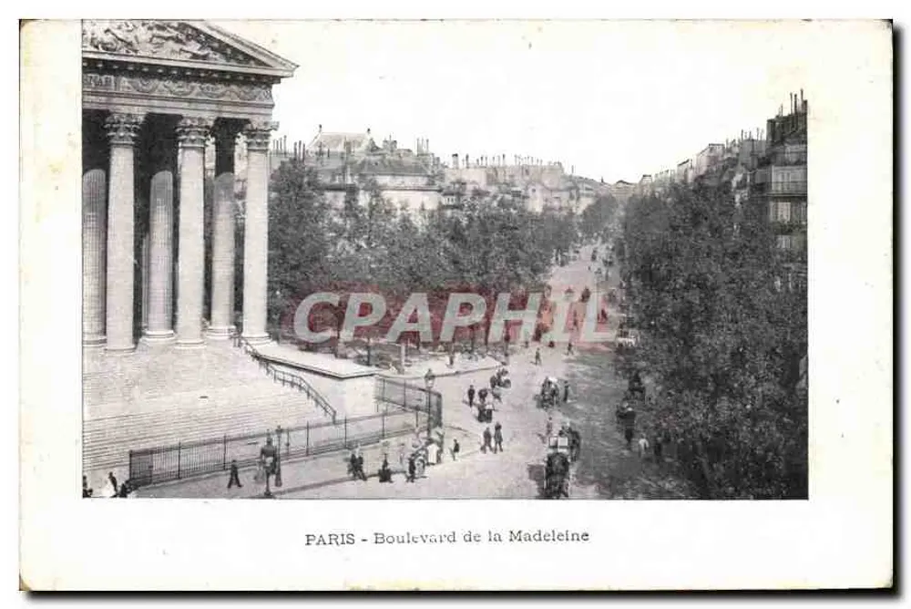 Paris - Boulevard de la Madeleine — vista do Palácio de Chaillot com colunatas — editor não visível - Frente