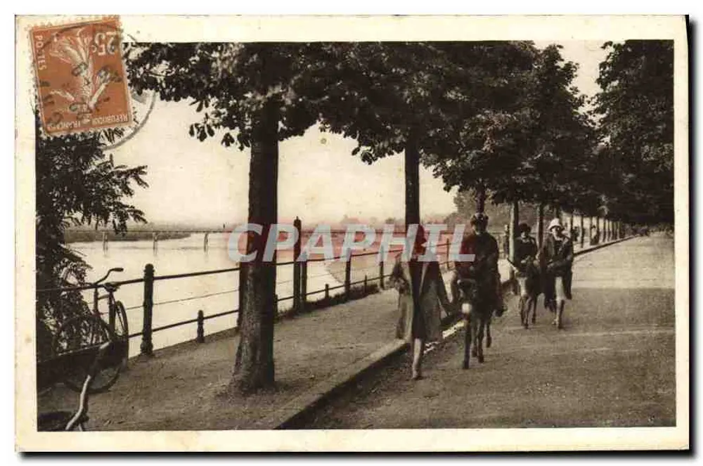 Promenade entlang der Ufer des Allier — Vichy — 'L'Idéal' Editions — n°435 - Vorderseite