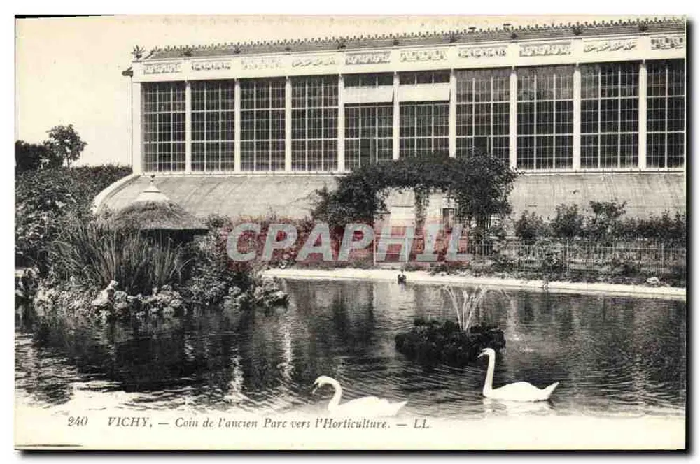 Vichy — Ecke des alten Parks in Richtung der Gartens — LL - Vorderseite