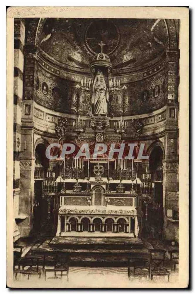 Interior da igreja — vista do altar e do coro — editor LIV - MARSEIL - Frente