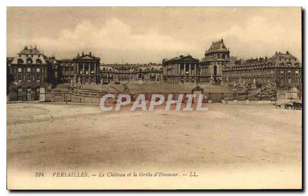 Versalhes — O Castelo e a Grade de Honra — LL. - Frente