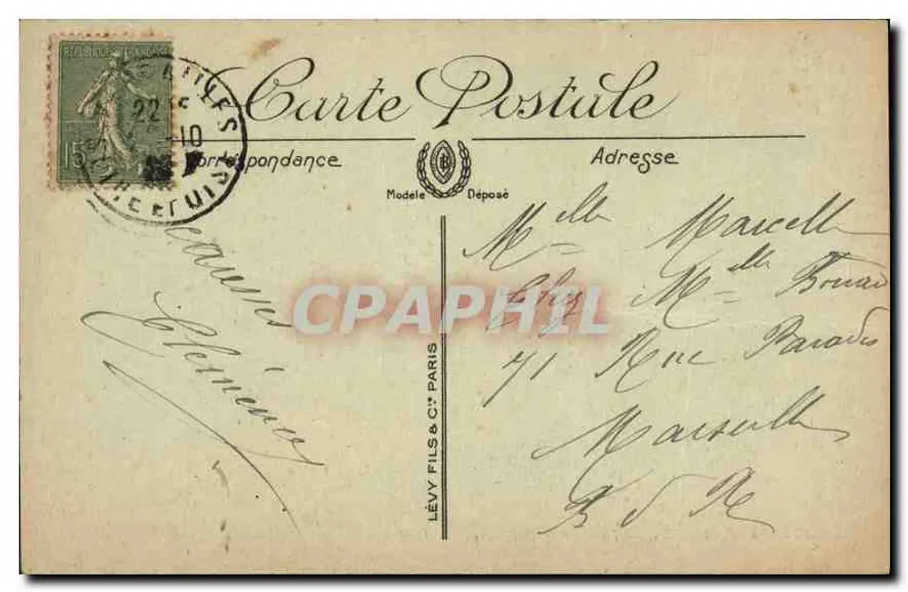 Versailles — Parque do Petit Trianon — A Fazenda — LL.. - Verso