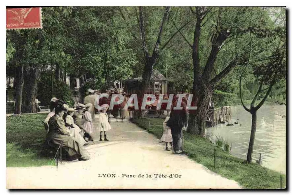 LYON - Parc de la Tête-d'Or — vista do lago com visitantes — editor não identificado - Frente