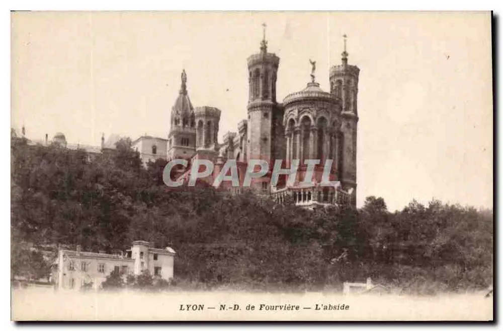 LYON — N.-D. de Fourvière — A abside - Frente