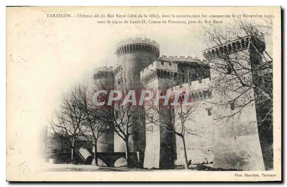 Tarascon - Schloss bekannt als Schloss des Königs René (Stadtsicht) — Bau begonnen am 27. November 1400 während der Herrschaft von Louis II., Graf von Provence, Vater des Königs René — Fot. Blanchin, Tarascon - Vorderseite