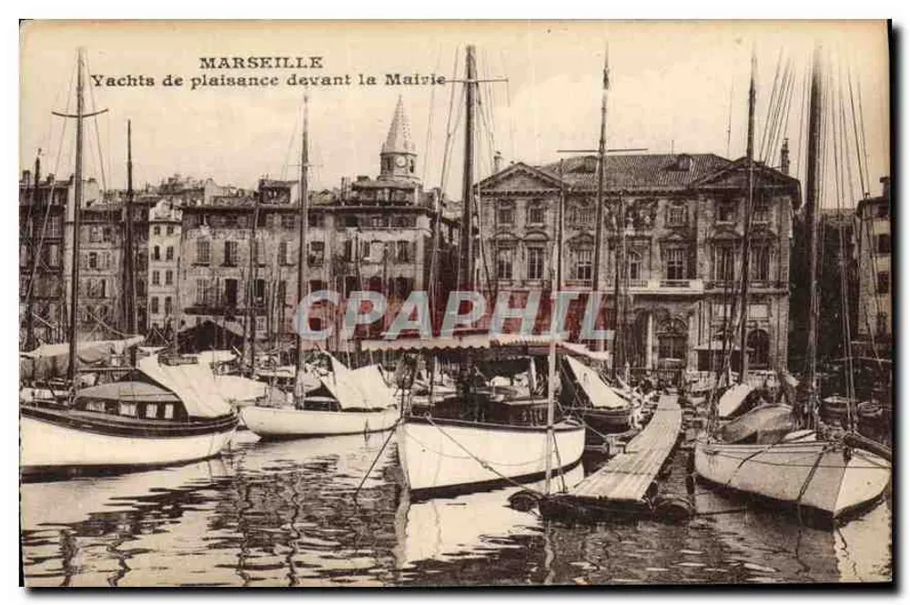 Marseille — Yachts de lazer diante da Prefeitura — - Frente