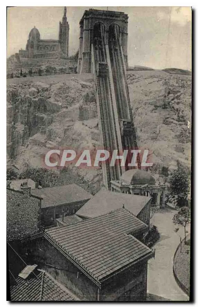 Die Aufzüge von Notre-Dame de la Garde — Marseille — 45 - Vorderseite