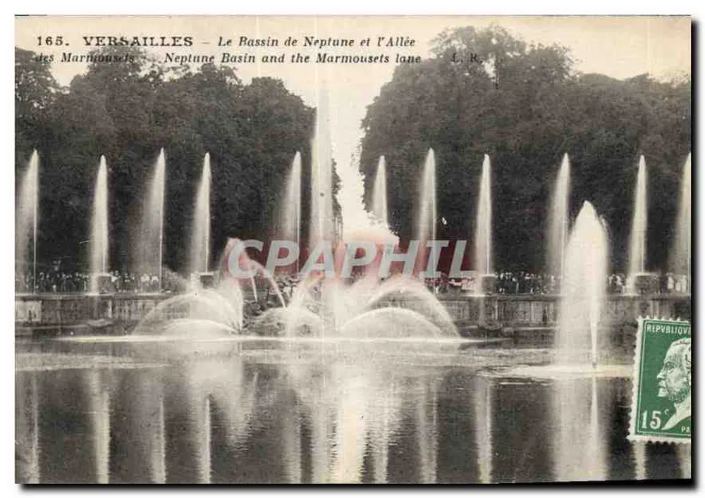Versailles — Der Neptunbrunnen und die Avenue der Marmousets — L. R. - Vorderseite