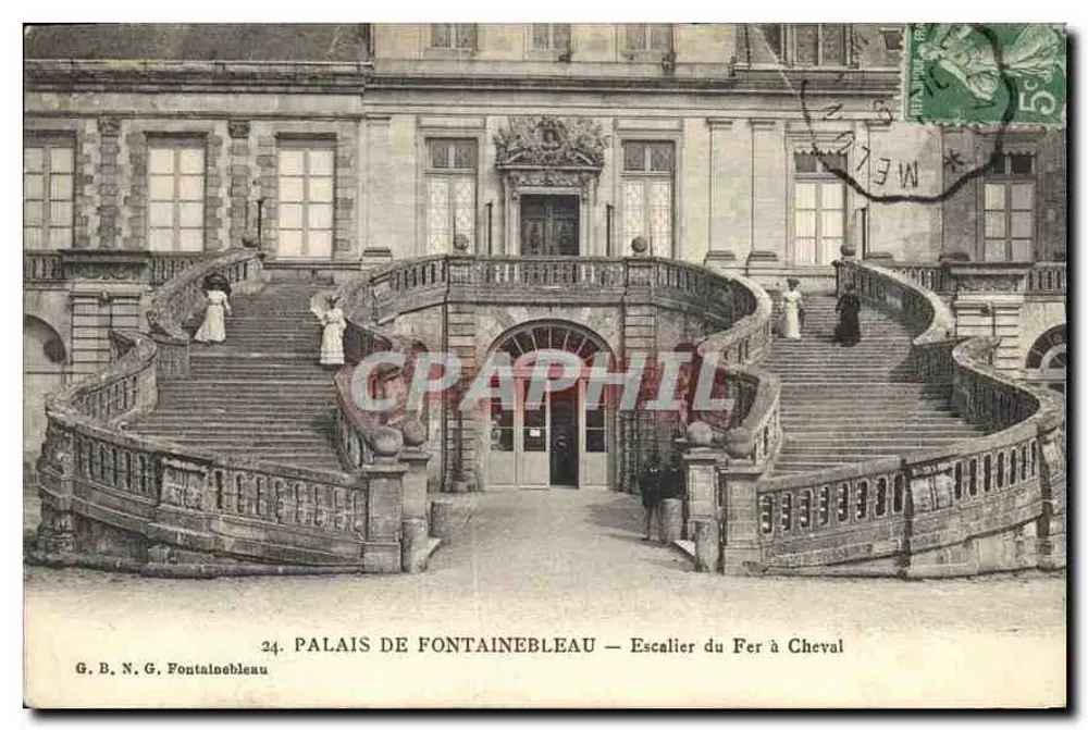 Palast von Fontainebleau — Eisenpferdestiege — G. B. N. G. Fontainebleau - Vorderseite
